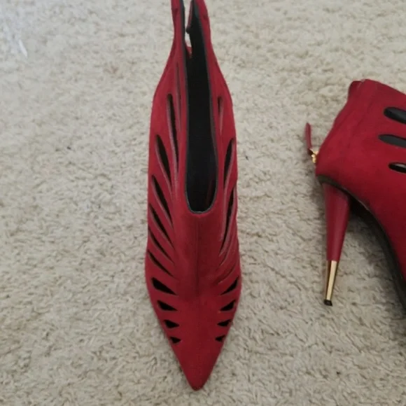 Giuseppe Zanotti Red suede Cage ankle bootie - Picture 2 of 8